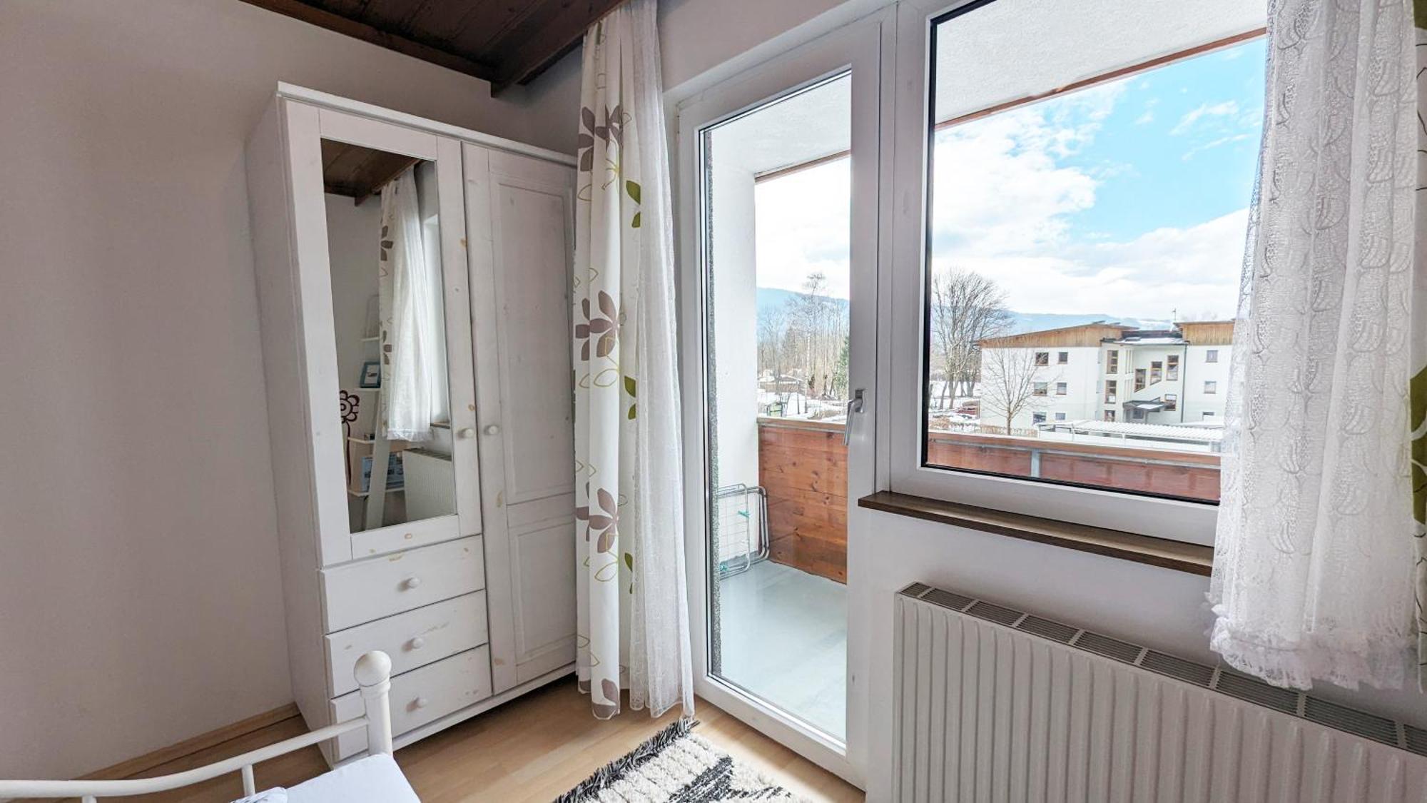 Ferienwohnung Edeltraud, Fusslaeufig Zum See Und 20 Minuten Vom Skigebiet Entfernt Döbriach Exterior foto
